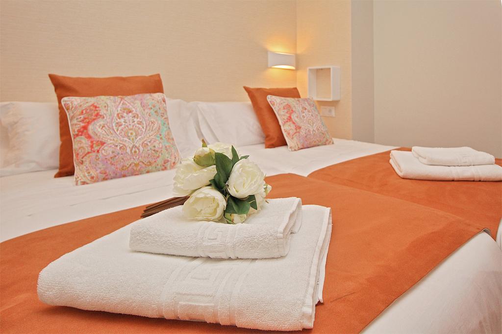 Apartamentos Malagueta Urban Beach Málaga Dış mekan fotoğraf