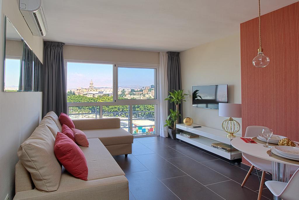Apartamentos Malagueta Urban Beach Málaga Oda fotoğraf