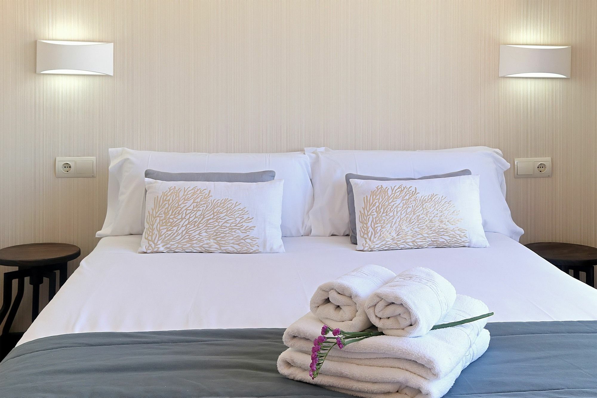 Apartamentos Malagueta Urban Beach Málaga Dış mekan fotoğraf